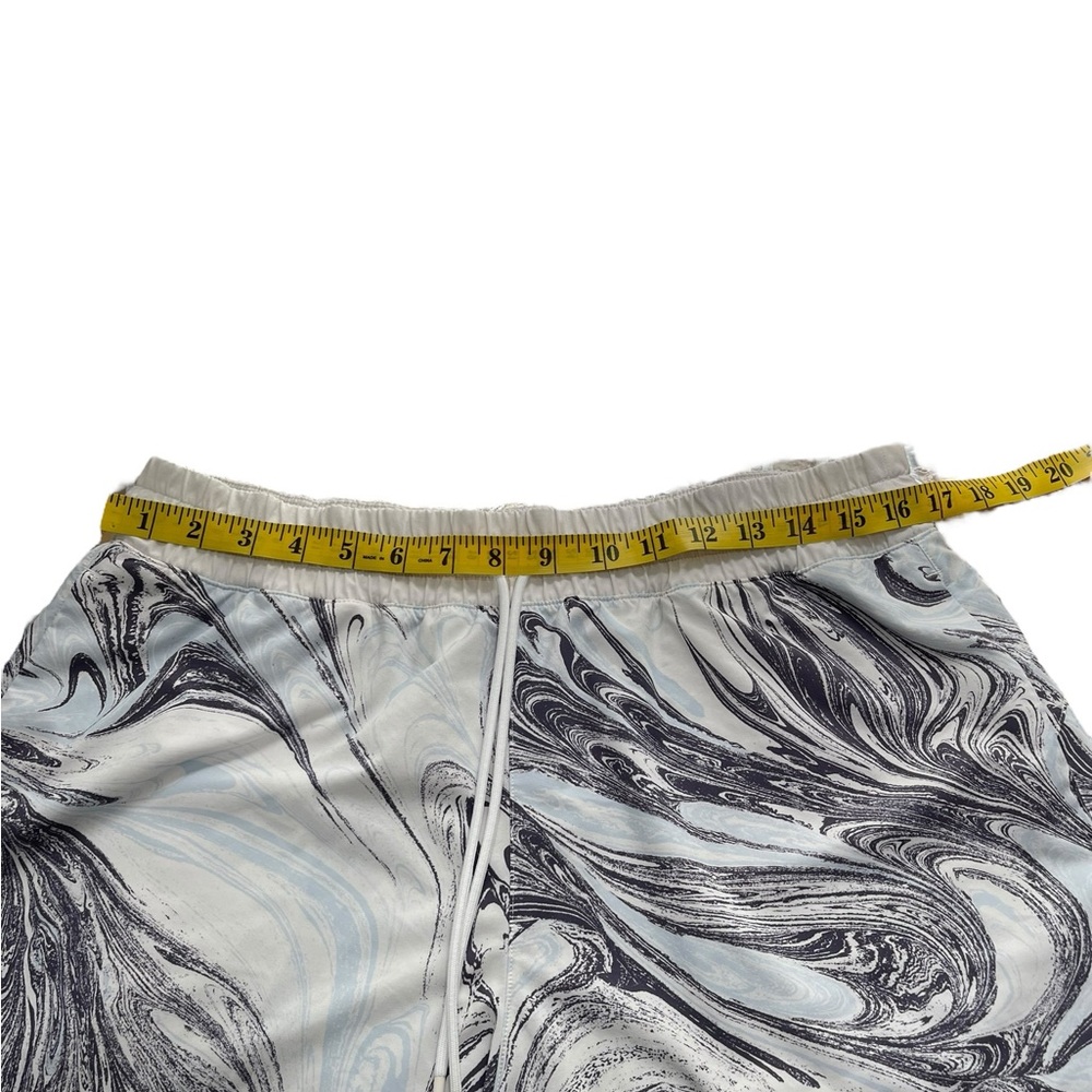 Athleta All Activity Short Print Marbled Drawstring Zip Pocket Women’s Size L - Picture 12 of 16